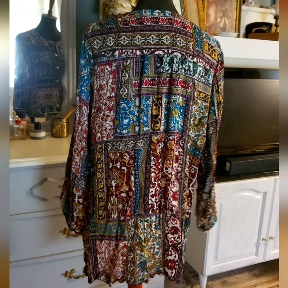 Plus size Boho blouse, button from, beautiful colors from jJill 1x - Picture 4 of 10